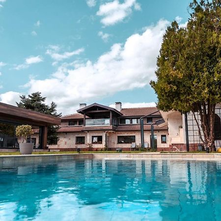 Hotel Hunters House Ezerets Dış mekan fotoğraf