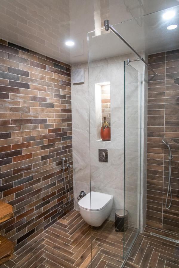 Hotel Hunters House Ezerets Dış mekan fotoğraf