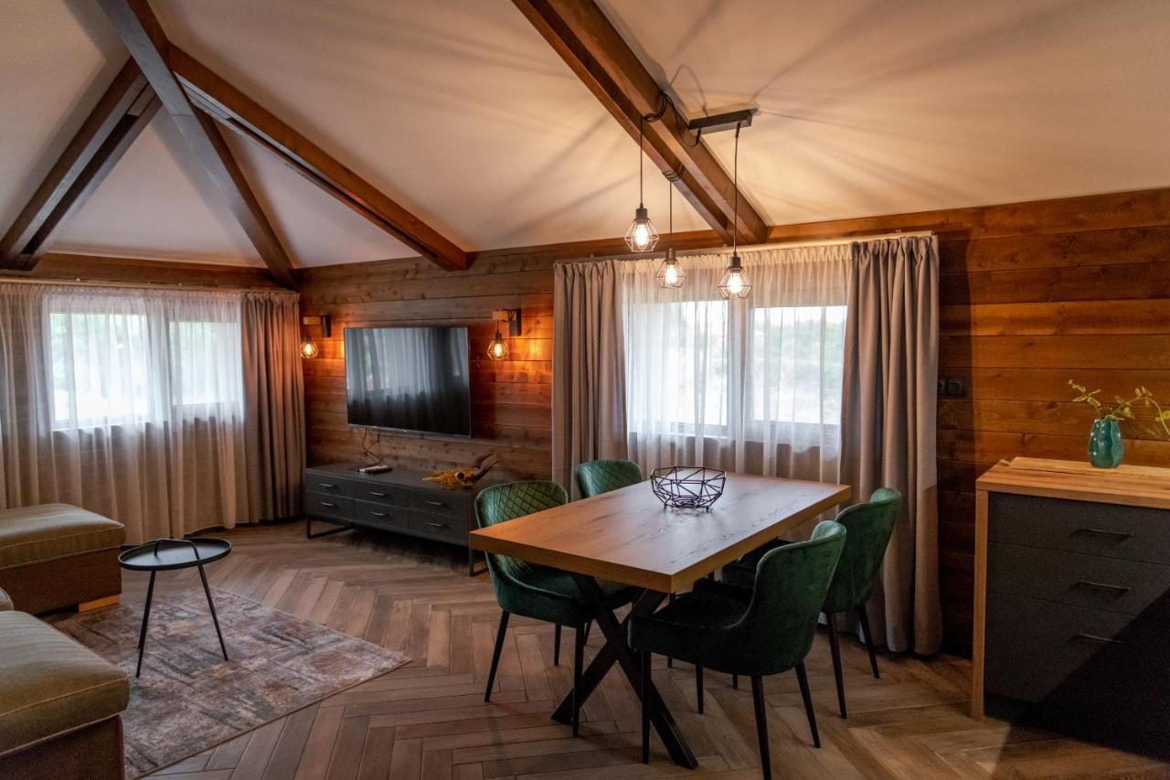 Hotel Hunters House Ezerets Dış mekan fotoğraf