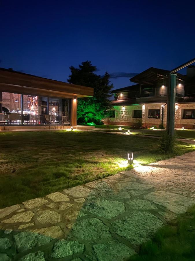 Hotel Hunters House Ezerets Dış mekan fotoğraf