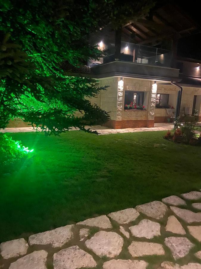 Hotel Hunters House Ezerets Dış mekan fotoğraf