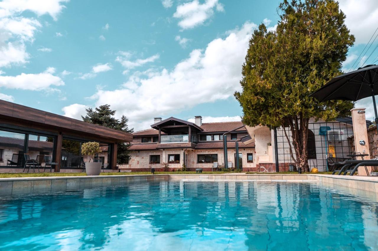 Hotel Hunters House Ezerets Dış mekan fotoğraf